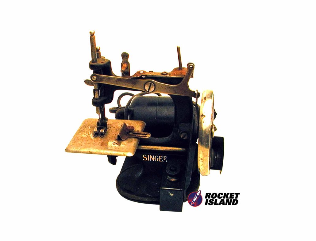 Singer Toy Sewing Machine (1920s)