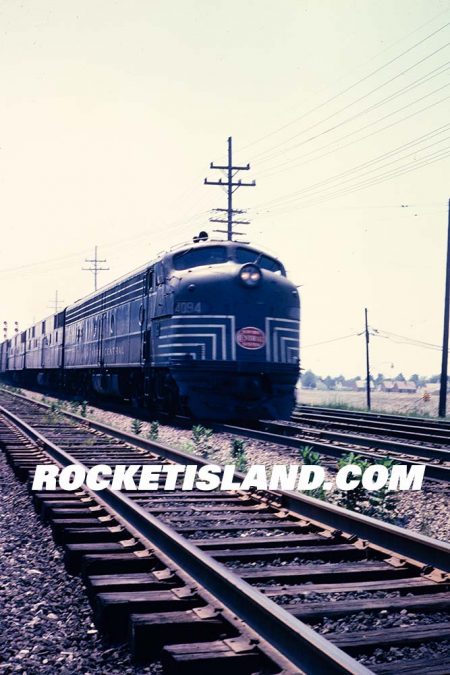 New York Central E8A 4094 at speed