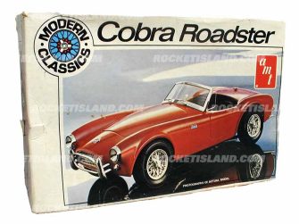AMT Modern Classics Cobra Roadster Plastic Model Kit