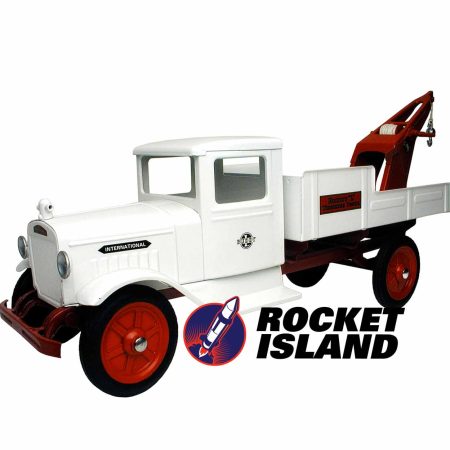 Buddy "L" International Harvester Wrecker (1920s)