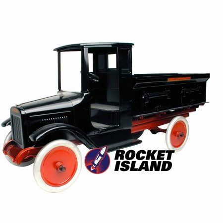 Buddy "L" International Harvester Sand And Gravel Truck (1920s)